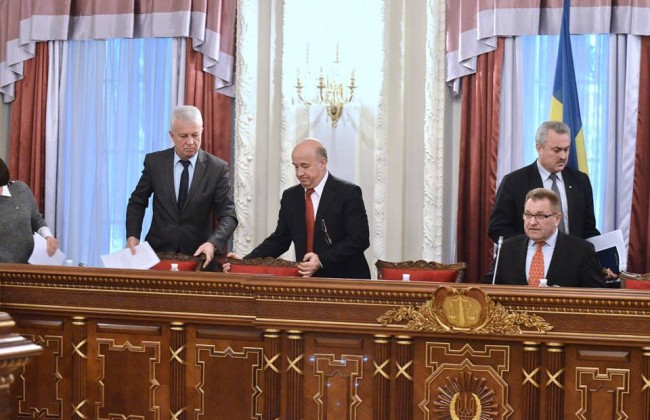 Стало известно, что будут делать дальше судьи ликвидируемых высших судов и ВСУ