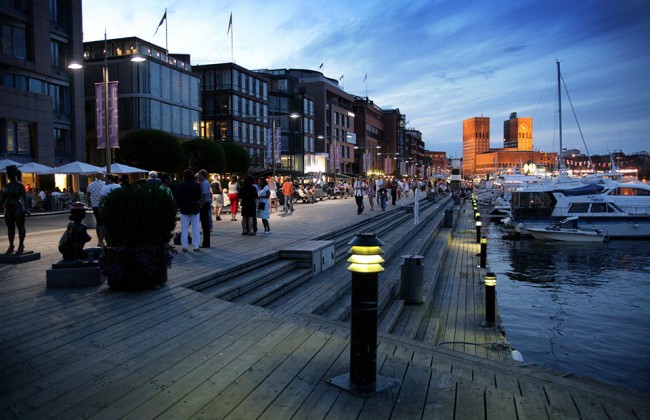 Пьяный европеец на Новый год объездил три страны на такси