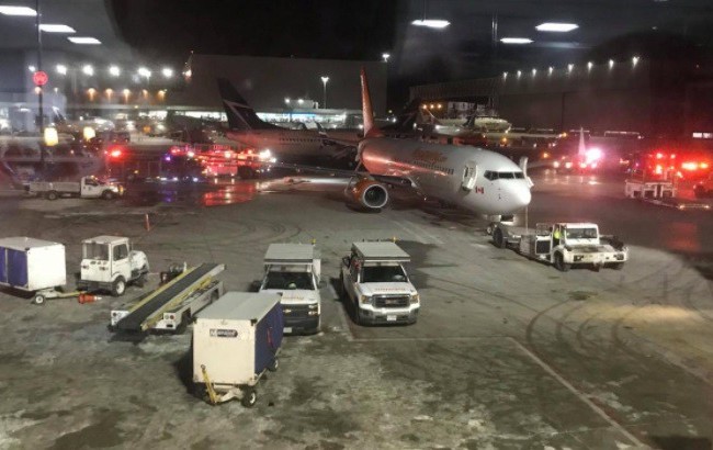 В Канаде столкнулись два самолета