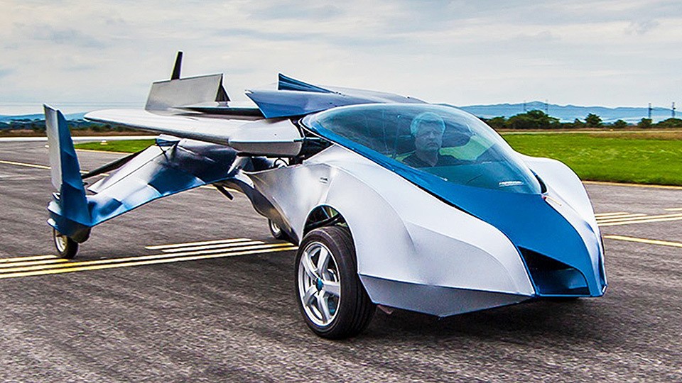 Автомобиль будущего: изобретен первый в мире летающий спорткар