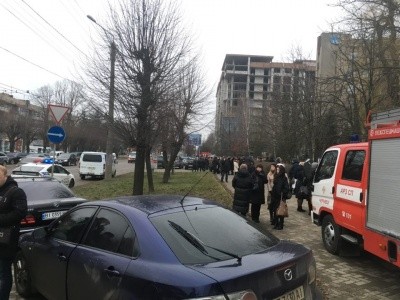 В черновицкой ГФС произошел взрыв, есть пострадавшие (фото)
