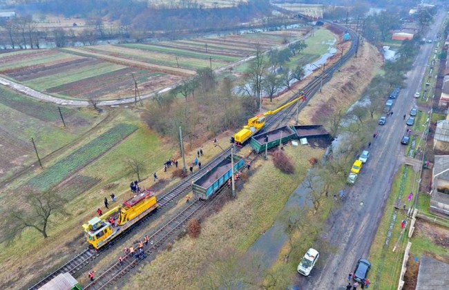 На Закарпатье с рельсов сошло несколько вагонов