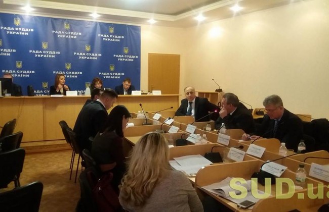 Прояснилось будущее работников аппаратов судов после их оптимизации