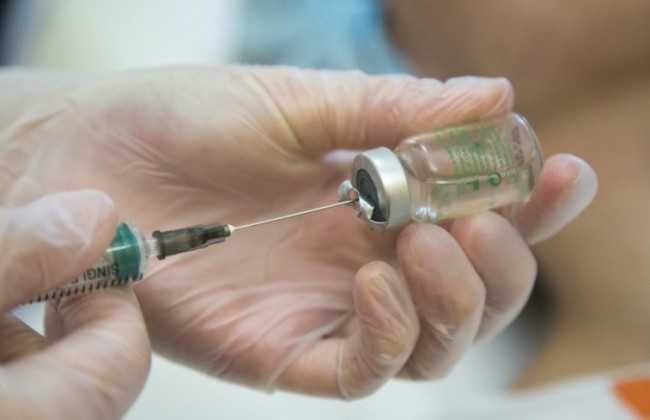 Жаль, нет прививок от глупости для «отказников»: в соцсетях спорят о наказании за отказ от вакцинации