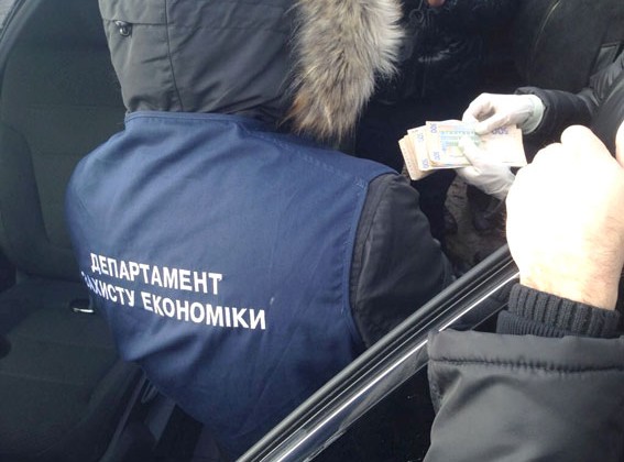 Задокументирован факт вымогательства крупной взятки за землю: опубликованы фото