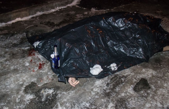 Жуткое самоубийство: парень выбросился из окна шестнадцатиэтажного дома