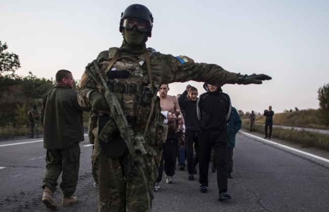 «Без конечностей»: помилованную террористку вернули боевикам
