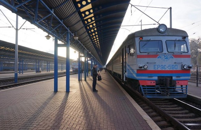 Ужасный случай в Житомирской области: поезд 40-метров тянул за собой пенсионера