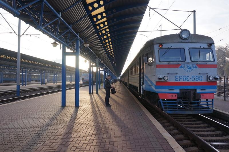 Ужасный случай в Житомирской области: поезд 40-метров тянул за собой пенсионера