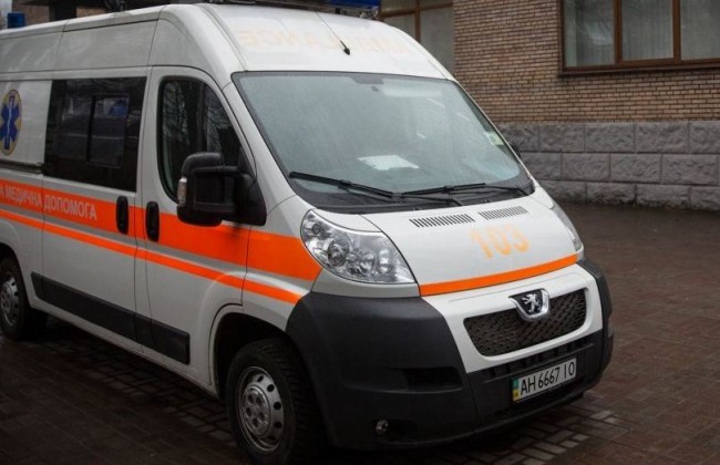 Под Киевом молодой парень угнал скорую помощь: опубликованы фото