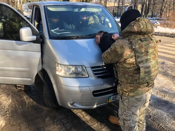 СБУ задержала подозреваемого в вооруженном нападении на военнослужащих
