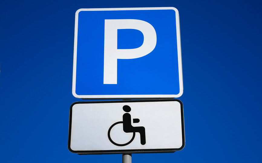 Украинцы с инвалидностью больше не будут платить за парковку