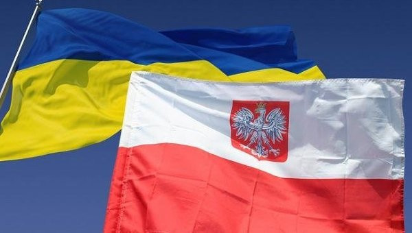 Исторической правды не существует: украинцы обсуждают польский «антибандеровский закон»