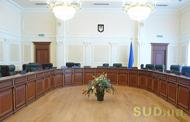 Истец оскорбил судью в интернете