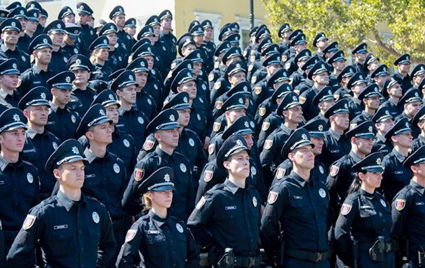 В Луцке уволилась половина патрульных полицейских