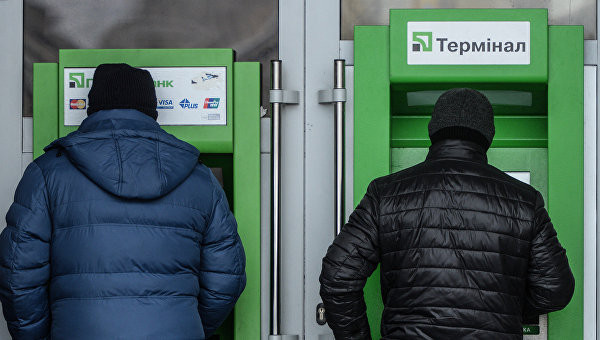 Украинцев предупредили о новой мошеннической схеме в банках