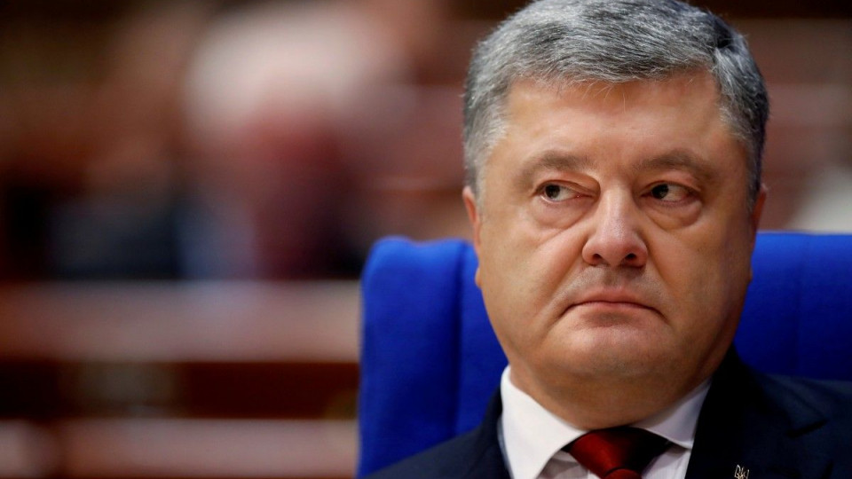 Порошенко хочет ужесточить порядок получения украинского паспорта