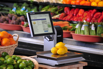 Обвешивали всех: киевляне раскрыли наглую схему обмана в супермаркете