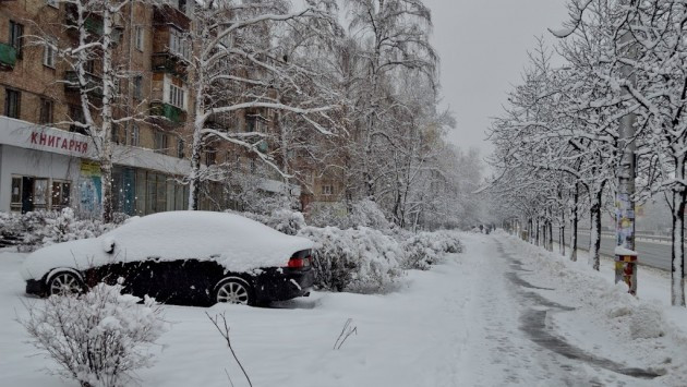 В Киеве за неубранный снег вручено почти 2 тысячи предписаний