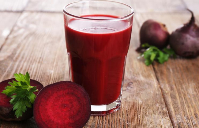 Стоит употреблять каждому: эти напитки полезнее воды