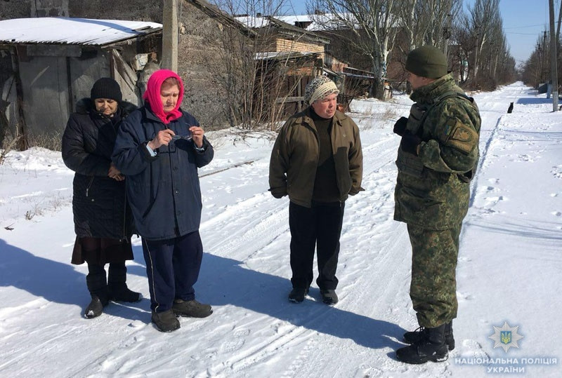 Без света и воды: украинцев поразила жизнь села на Донбассе