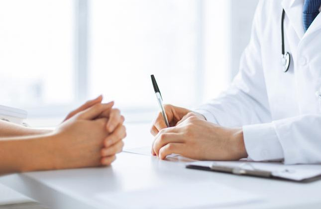 Украинцам назвали услуги, которые будут предоставлять семейные доктора