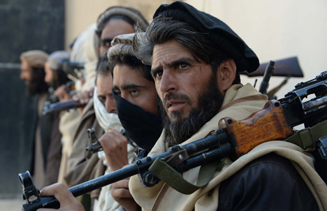 В Афганистане боевики напали на посты силовиков