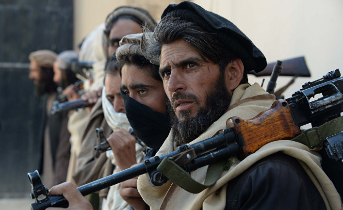 В Афганистане боевики напали на посты силовиков