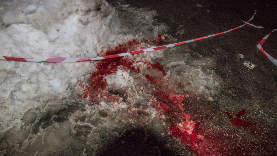 Вышел подышать и получил нож в сердце: в Киеве убили человека