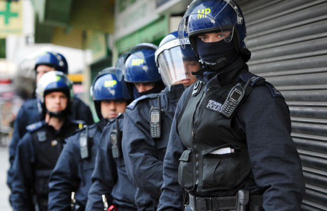 Куда обращаться, если вас задержали правоохранители за границей