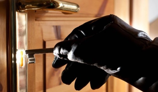 В Киеве обокрали жилье иностранного дипломата