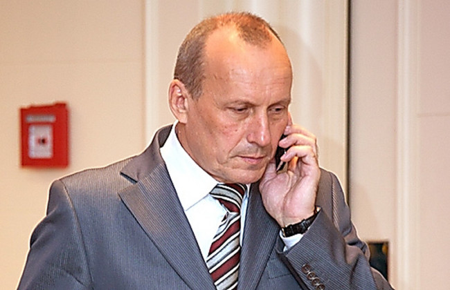 «Героев» нужно знать: этот депутат пропустил почти все заседания Рады