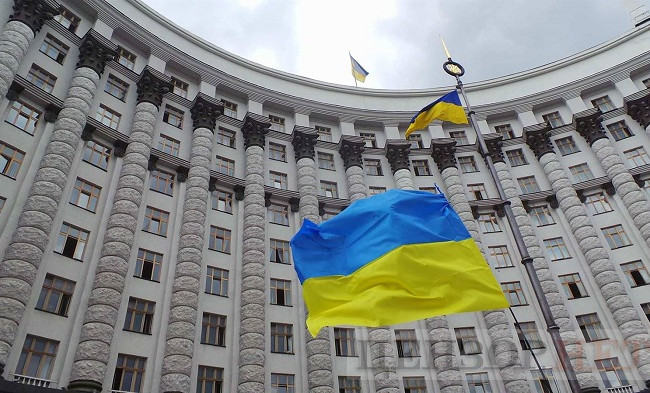 У Гройсмана ввели монетизацию льгот на проезд