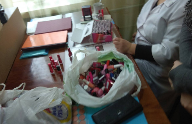 Красила ногти: украинцев разозлил случай в онкобольнице