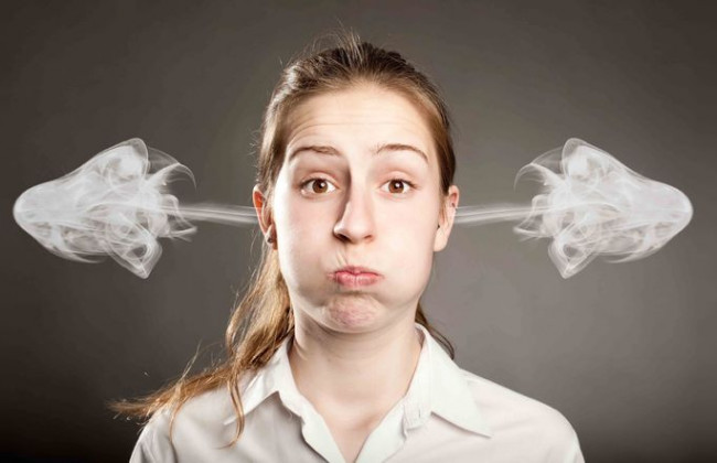 Эта пагубная привычка приводит к потере слуха