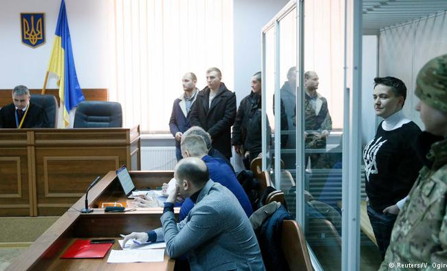 Суд в Киеве избирает меру пресечения Савченко: онлайн и текстовая трансляции