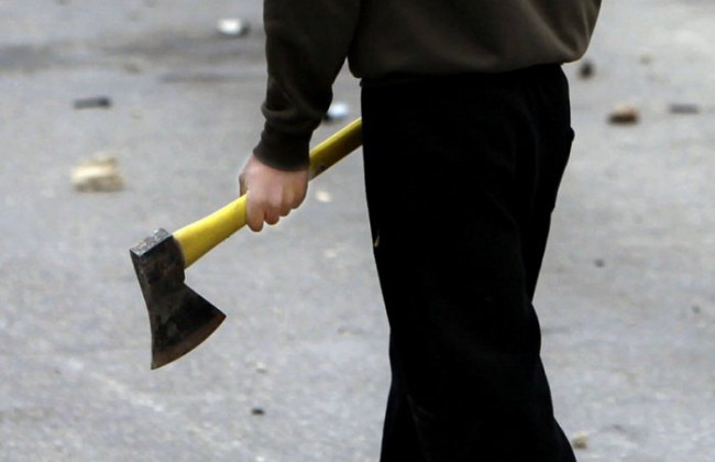 Угрозы и преследования: под Киевом «неадекват» не дает жизни соседям