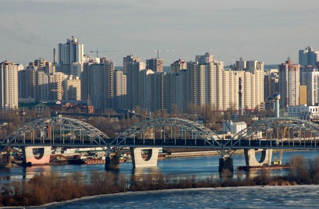 Прокуратура требует отменить ряд решений Киевсовета о застройках