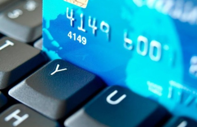 Электронные деньги за чертой: суд арестовал счета известной платежной системы