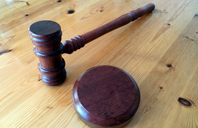 Поставят свечку за упокой: судью хотят устранить от рассмотрения дела любой ценой