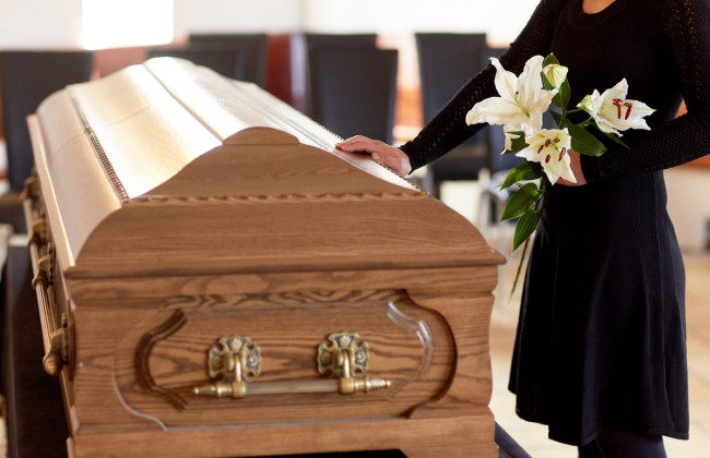 Похороны в Украине: новые правила вызвали полный коллапс