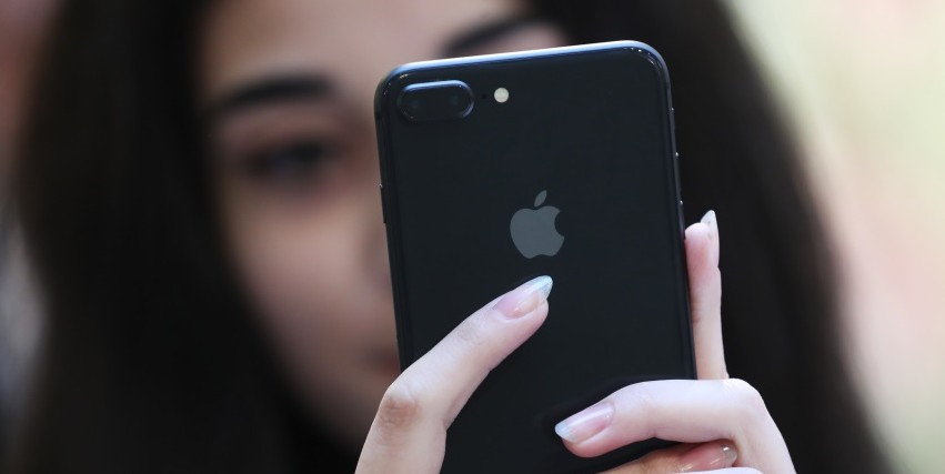 Скандал вокруг iPhone: корейские пользователи подали в суд на Apple
