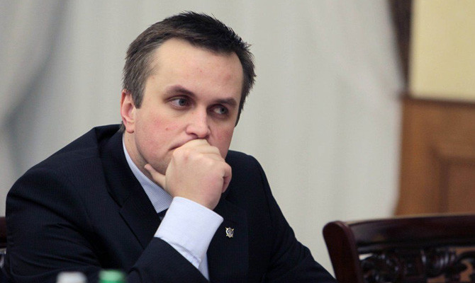 Луценко просит уволить главу САП Холодницкого