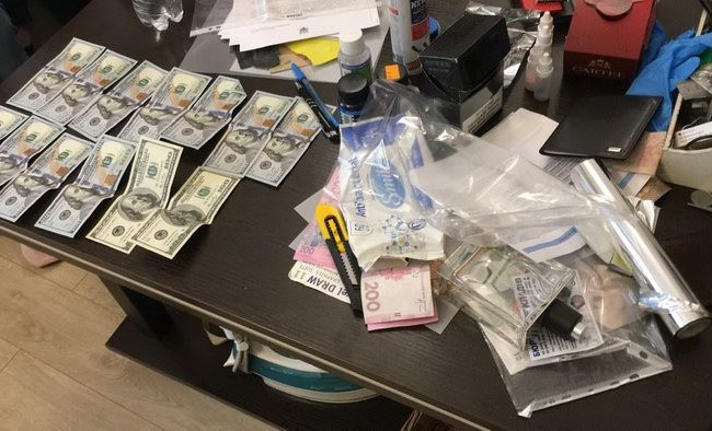 В Киеве боевикам помогали выехать в ЕС