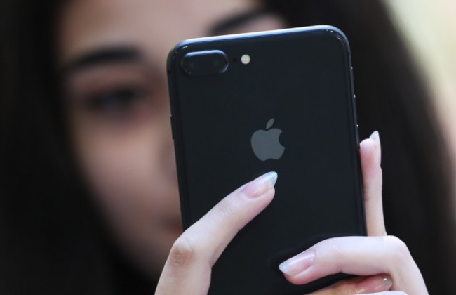 Скандал вокруг iPhone: корейские пользователи подали в суд на Apple