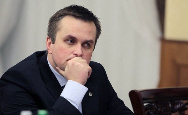 Луценко просит уволить главу САП Холодницкого