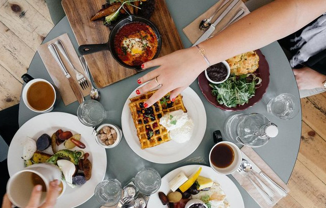 Эти десять продуктов заставят вас больше съесть