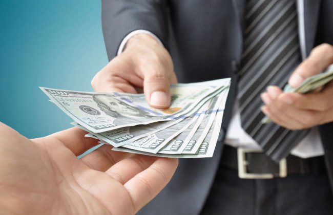 Взятки на таможне: суд вынес решение