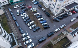 Парковку автомобиля возле входа могут запретить
