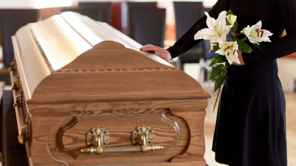 Похороны по-новому: как работают «правки Лозового»
